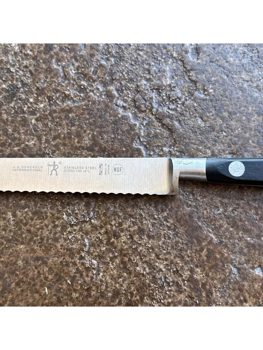 J.A HENCKELS ZWILLING PROFESSIONAL S 5” FRIODUR SERRATED UTILITY KNIFE 31025-130